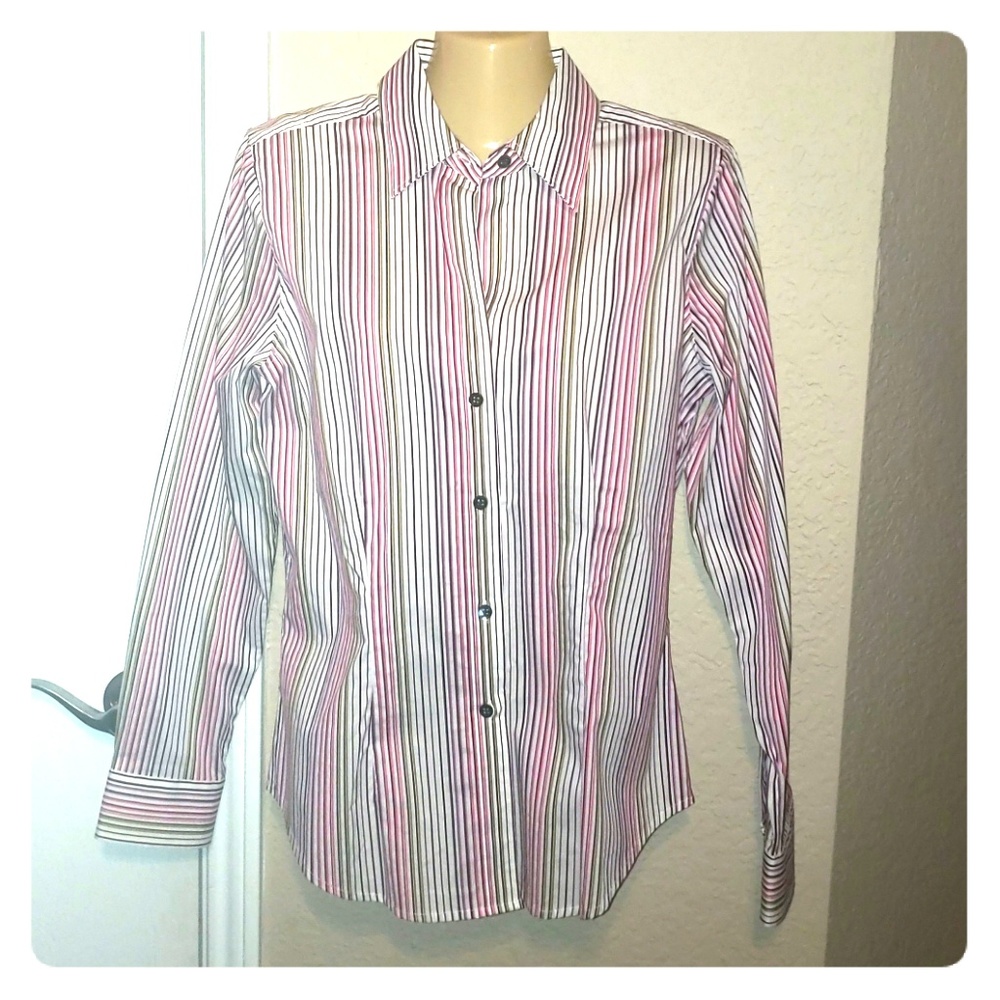 Women's Limited Brand Top. Size M.